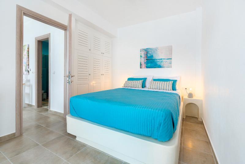 White Harmony Suites Megalochori  Exterior foto